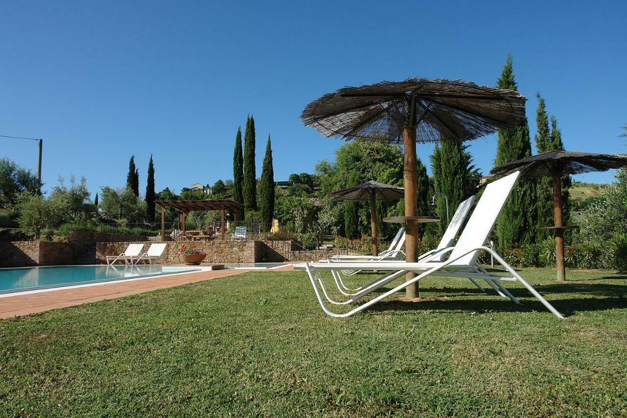 Pie Di Costa Apartment Montaione Luaran gambar